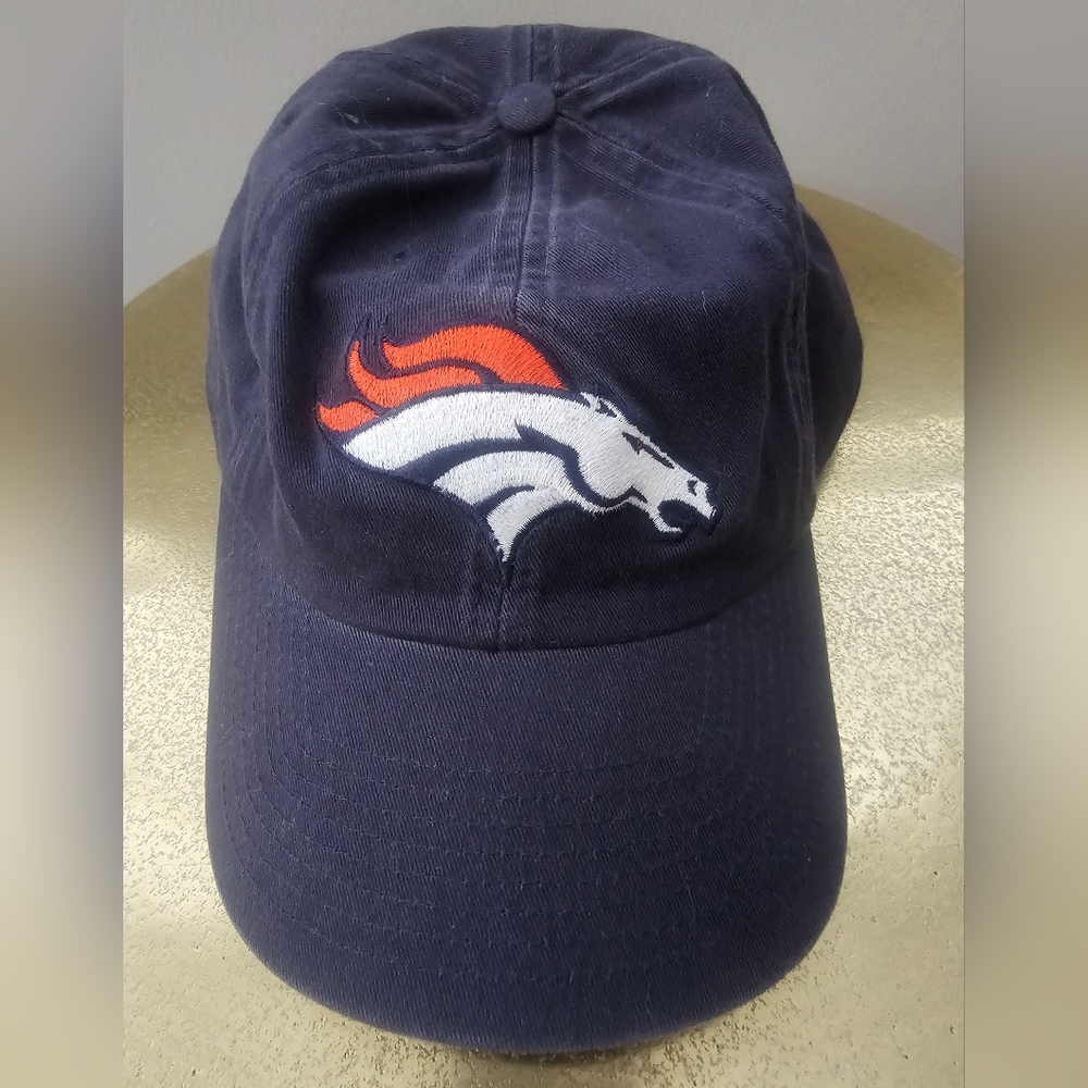 Denver Broncos Football Vintage Lids Baseball Cap Size XL